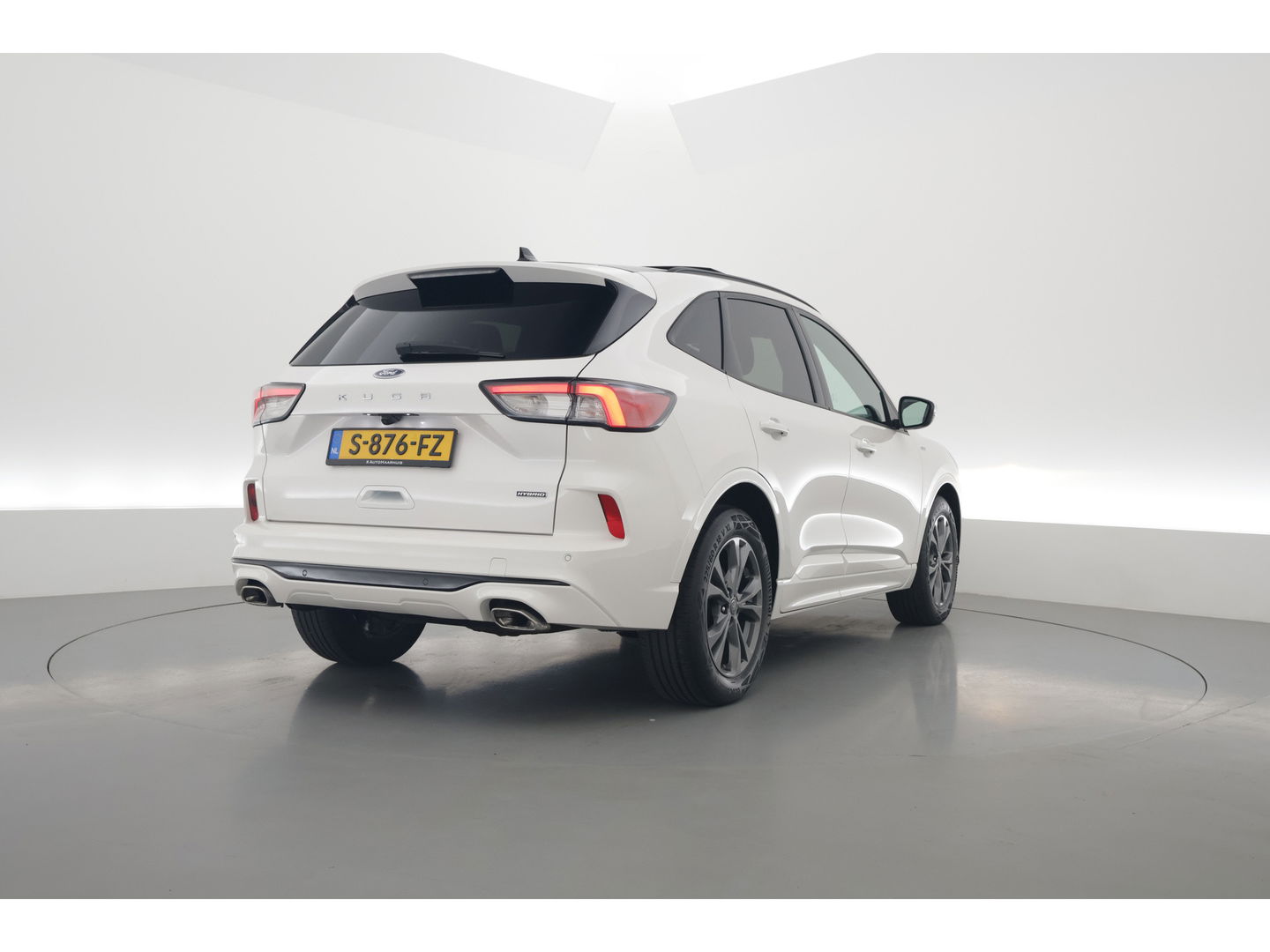 Ford Kuga 2.5 MHEV ST-Line 190pk | Pano | Camera | Keyless | Cruise | Apple CarPlay | Navi