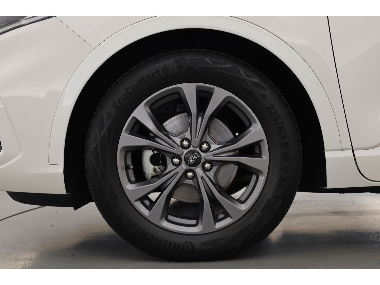 Ford Kuga 2.5 MHEV ST-Line 190pk | Pano | Camera | Keyless | Cruise | Apple CarPlay | Navi