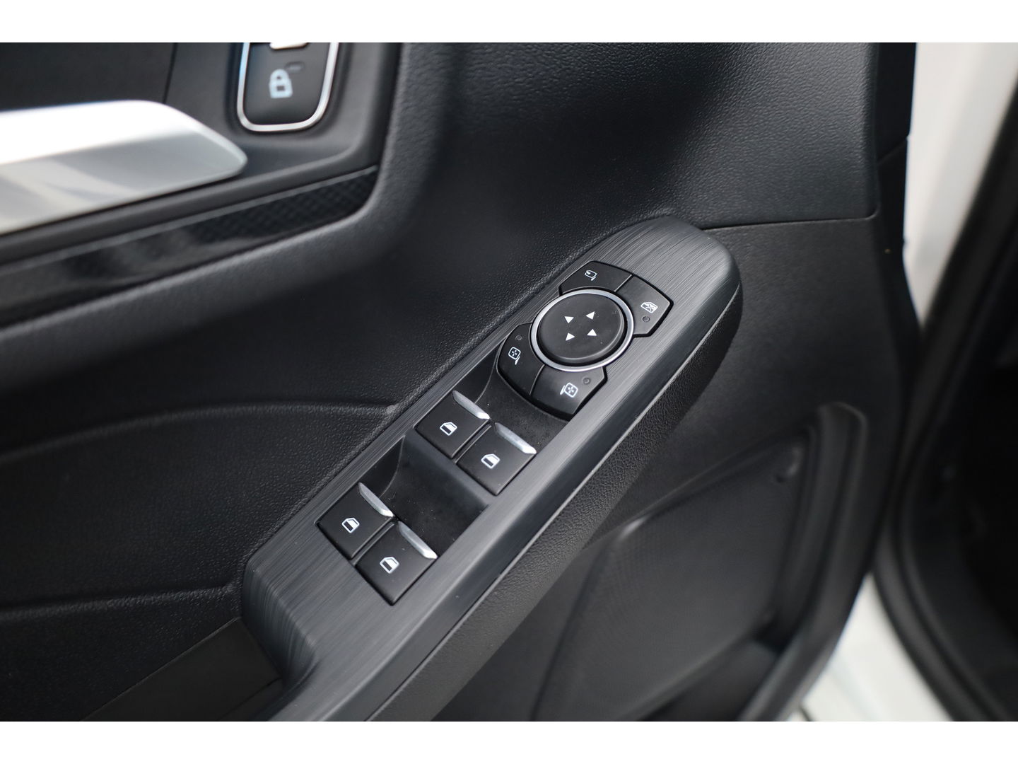 Ford Kuga 2.5 MHEV ST-Line 190pk | Pano | Camera | Keyless | Cruise | Apple CarPlay | Navi