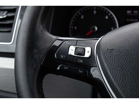 Volkswagen Transporter 2.0 TDI L2H1 Black Edition Highline Adaptieve Cruise, Camera, Carplay, Leder, Trekhaak, Sensoren, 150pk, Automaat, Uniek!