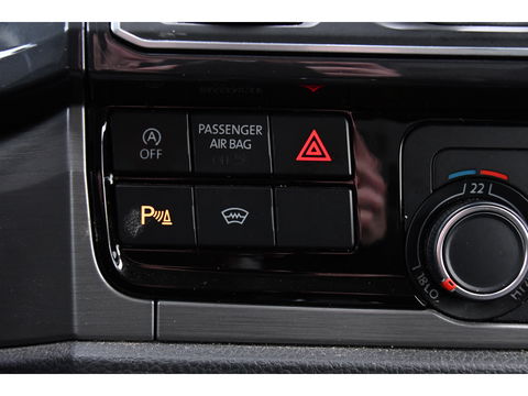 Volkswagen Transporter 2.0 TDI L2H1 Black Edition Highline Adaptieve Cruise, Camera, Carplay, Leder, Trekhaak, Sensoren, 150pk, Automaat, Uniek!