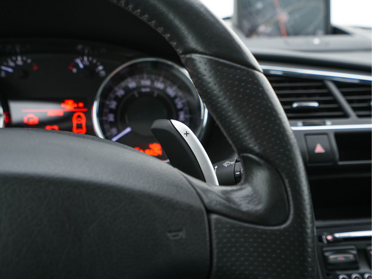 Peugeot 3008 2.0 HDiF HYbrid4 Aut. *NAVI-FULLMAP | COMFORT-SEATS | ECC | SHIFT-PADDLES | PDC | CRUISE | 16''ALU*