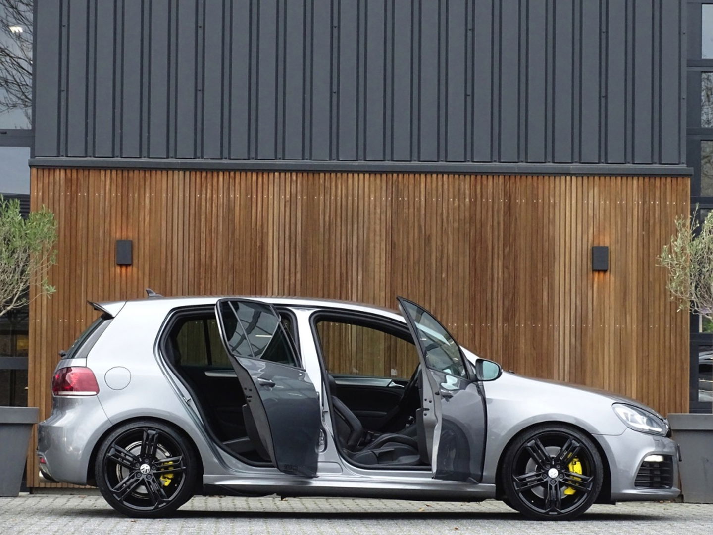 Volkswagen Golf 2.0 R 271PK 4-Motion / Apex / Sparco / LED