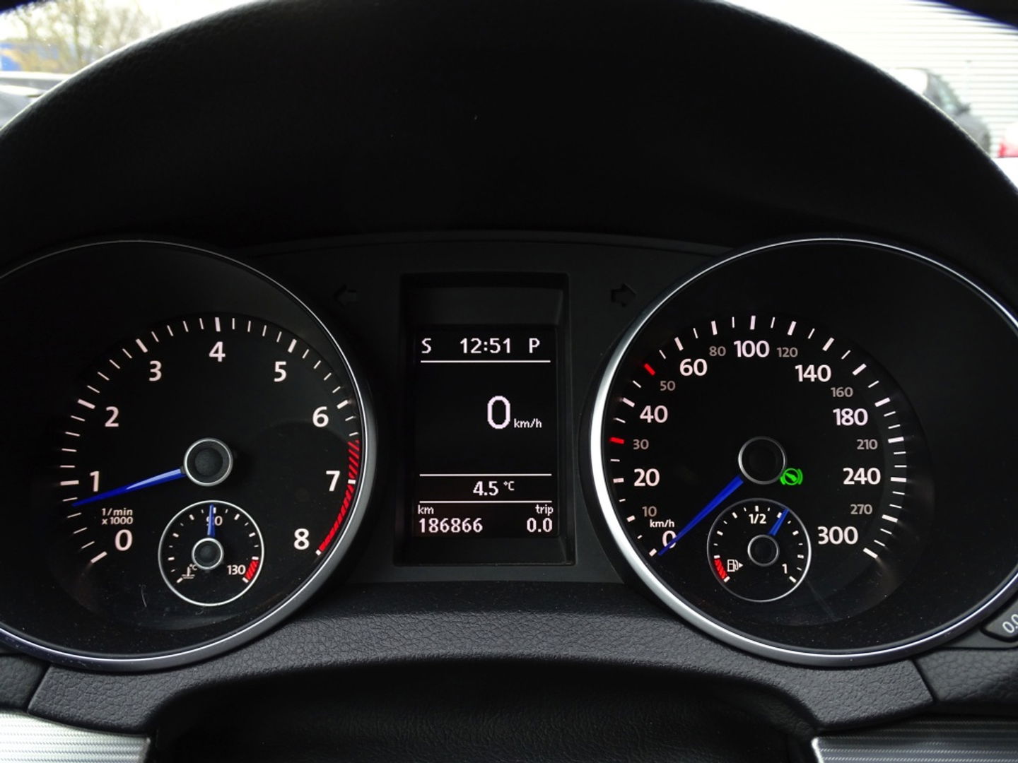 Volkswagen Golf 2.0 R 271PK 4-Motion / Apex / Sparco / LED