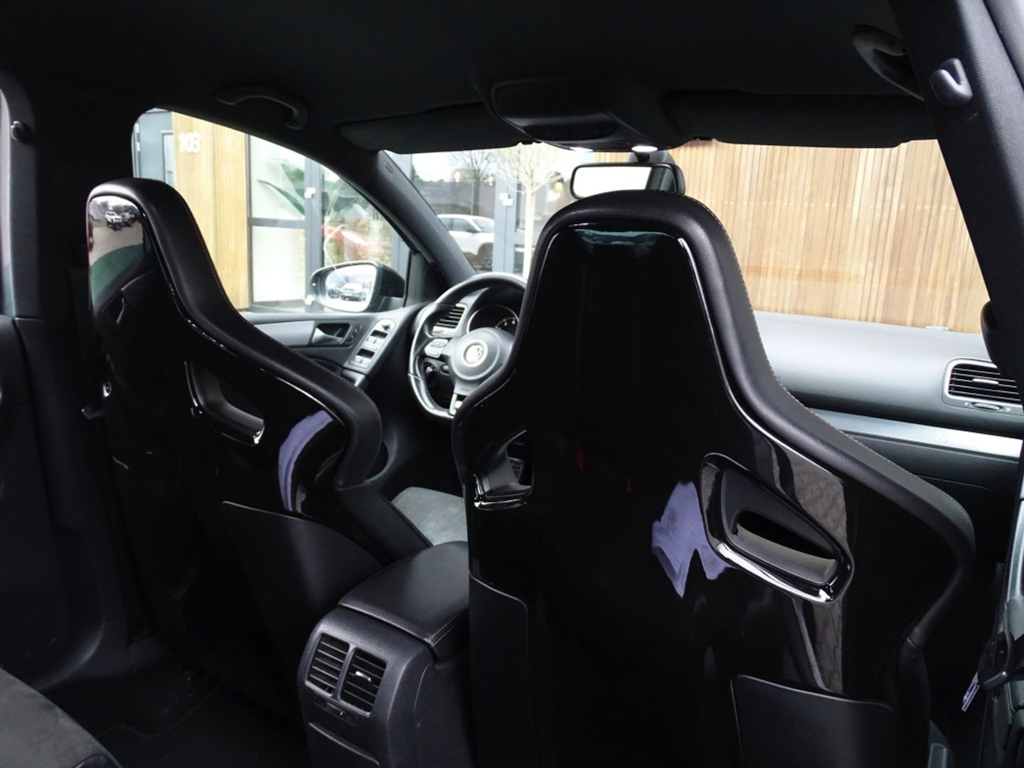 Volkswagen Golf 2.0 R 271PK 4-Motion / Apex / Sparco / LED