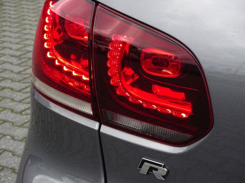 Volkswagen Golf 2.0 R 271PK 4-Motion / Apex / Sparco / LED