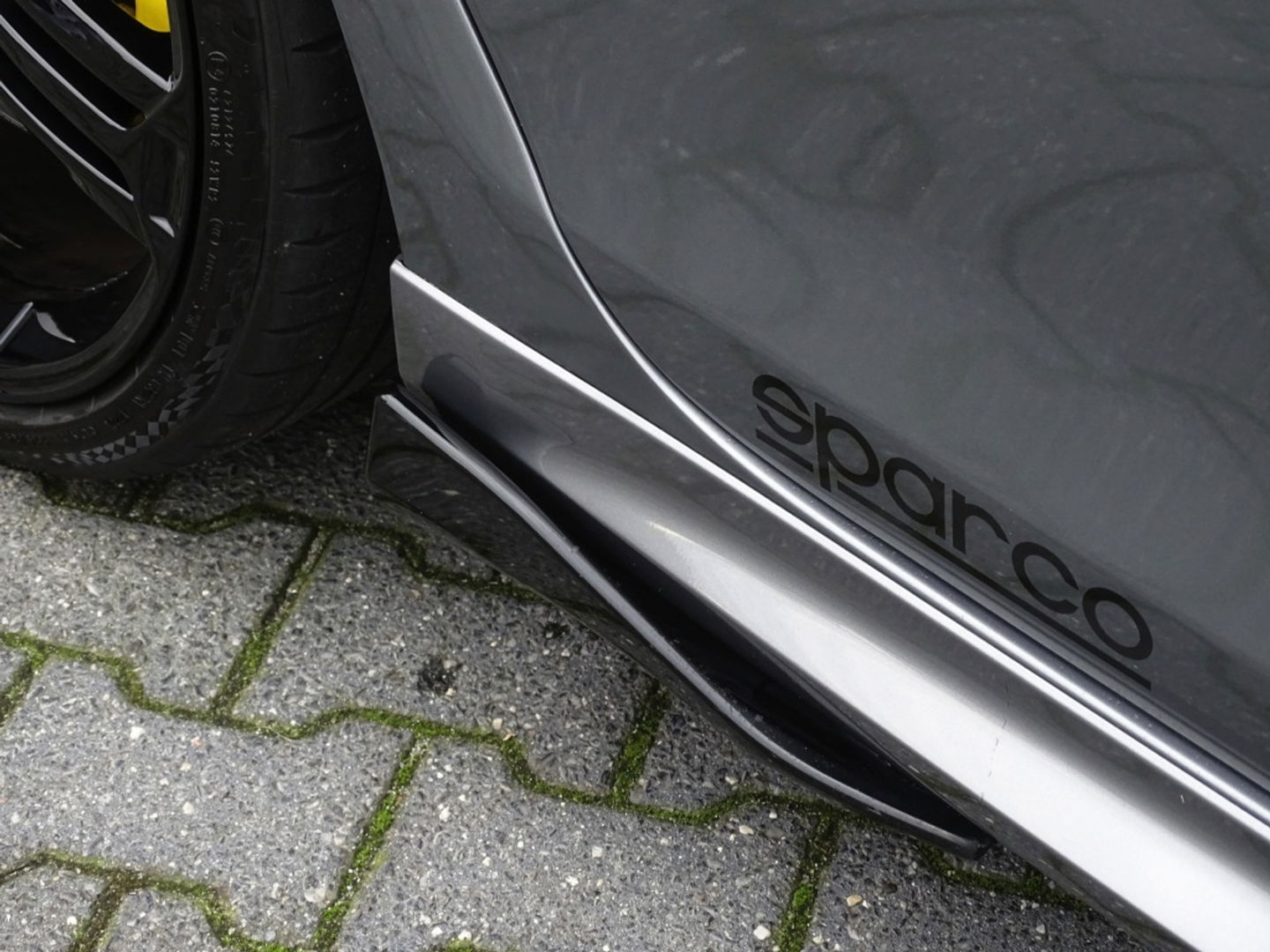 Volkswagen Golf 2.0 R 271PK 4-Motion / Apex / Sparco / LED