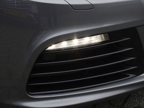 Volkswagen Golf 2.0 R 271PK 4-Motion / Apex / Sparco / LED