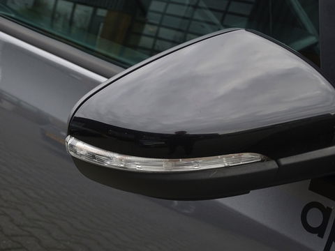 Volkswagen Golf 2.0 R 271PK 4-Motion / Apex / Sparco / LED