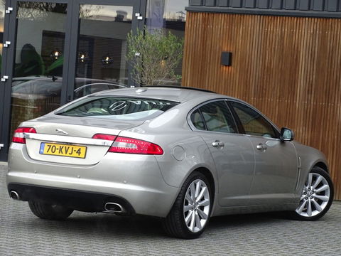 Jaguar XF 5.0 V8 385PK automaat / Portfolio / LED *NAP*