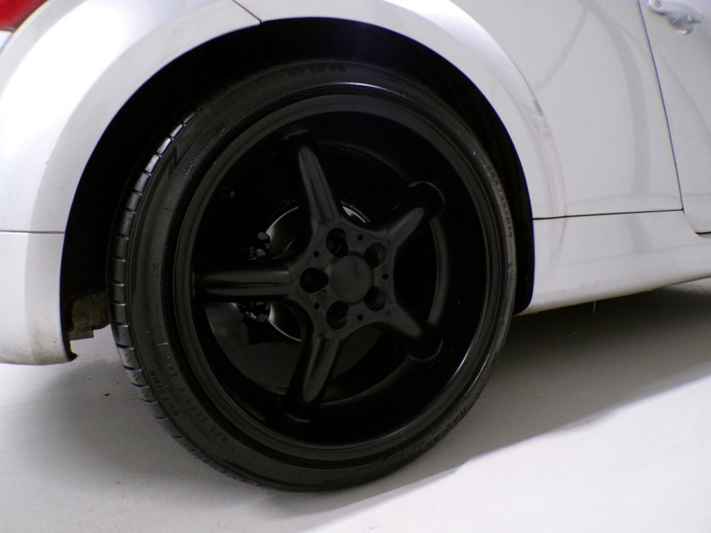 Audi TT Roadster 1.8 5V Turbo 180PK Bluetooth Leer Stoelverwarming Garantie 18"Velgen, zeer nette & goed onderhouden auto !