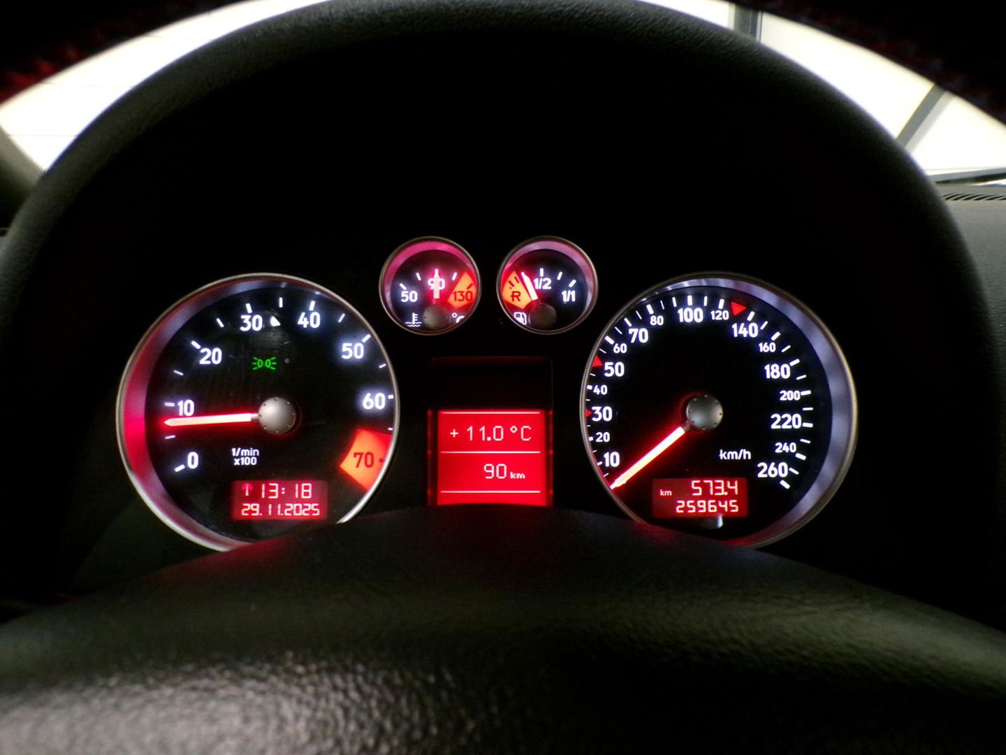 Audi TT Roadster 1.8 5V Turbo 180PK Bluetooth Leer Stoelverwarming Garantie 18"Velgen, zeer nette & goed onderhouden auto !