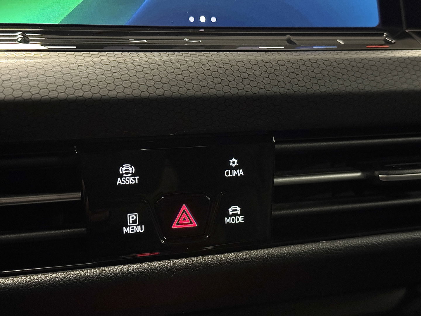 Volkswagen Golf 2.0 TDI GTD | 200 PK! | Apple Carplay | Android Auto | Sfeerverlichting | Navigatie | Adaptieve Cruise Control | Lane Assist | IQ Light | LED | DAB | Dodehoek Sensor |