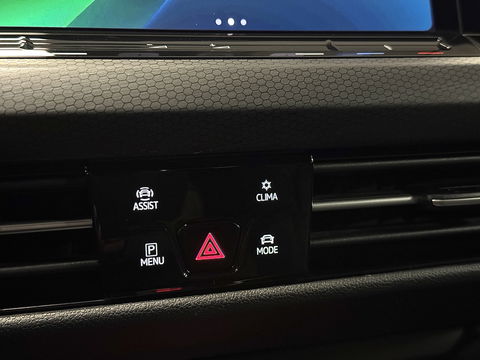 Volkswagen Golf 2.0 TDI GTD | 200 PK! | Apple Carplay | Android Auto | Sfeerverlichting | Navigatie | Adaptieve Cruise Control | Lane Assist | IQ Light | LED | DAB | Dodehoek Sensor |