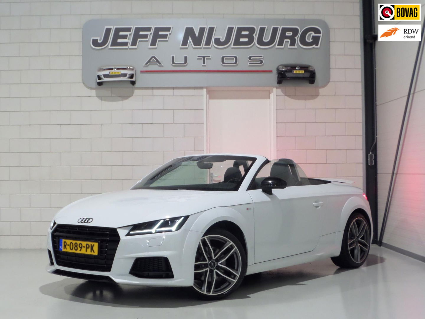 Audi TT Roadster 1.8 TFSI S-Line Open Days Apple-Carplay Stoelverwarming Virtual Navigatie 19"RS-velgen Bang&Olufsen Full-LED