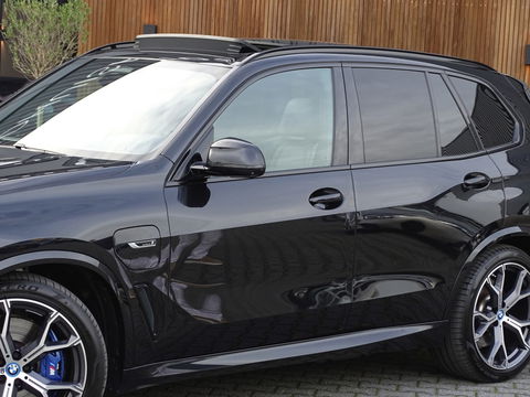 BMW X5 45e 394PK X-drive / M-Sport / pano / Laser / 360°C / 2022