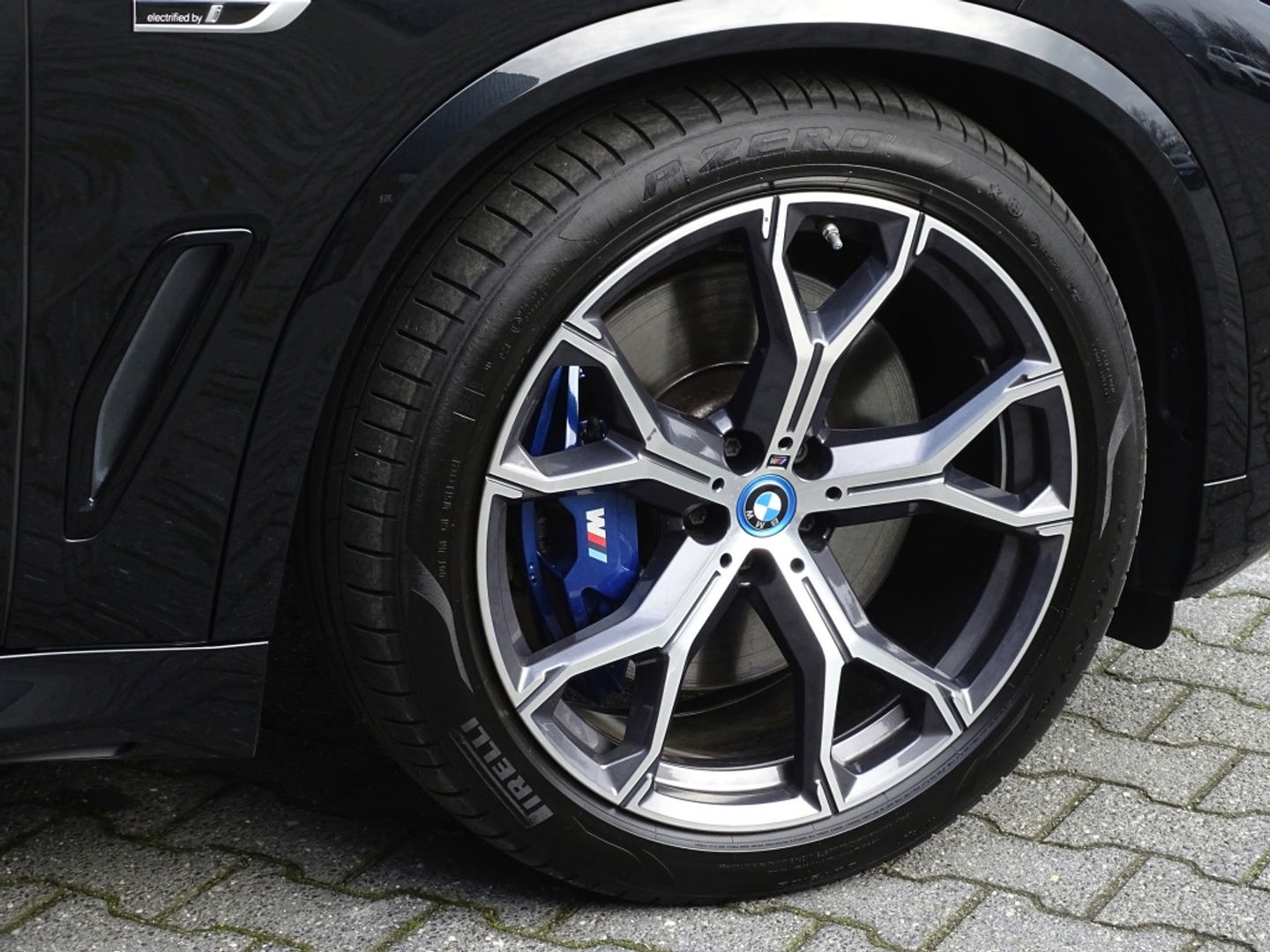 BMW X5 45e 394PK X-drive / M-Sport / pano / Laser / 360°C / 2022