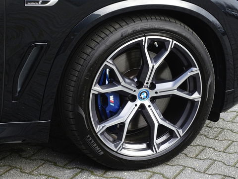 BMW X5 45e 394PK X-drive / M-Sport / pano / Laser / 360°C / 2022