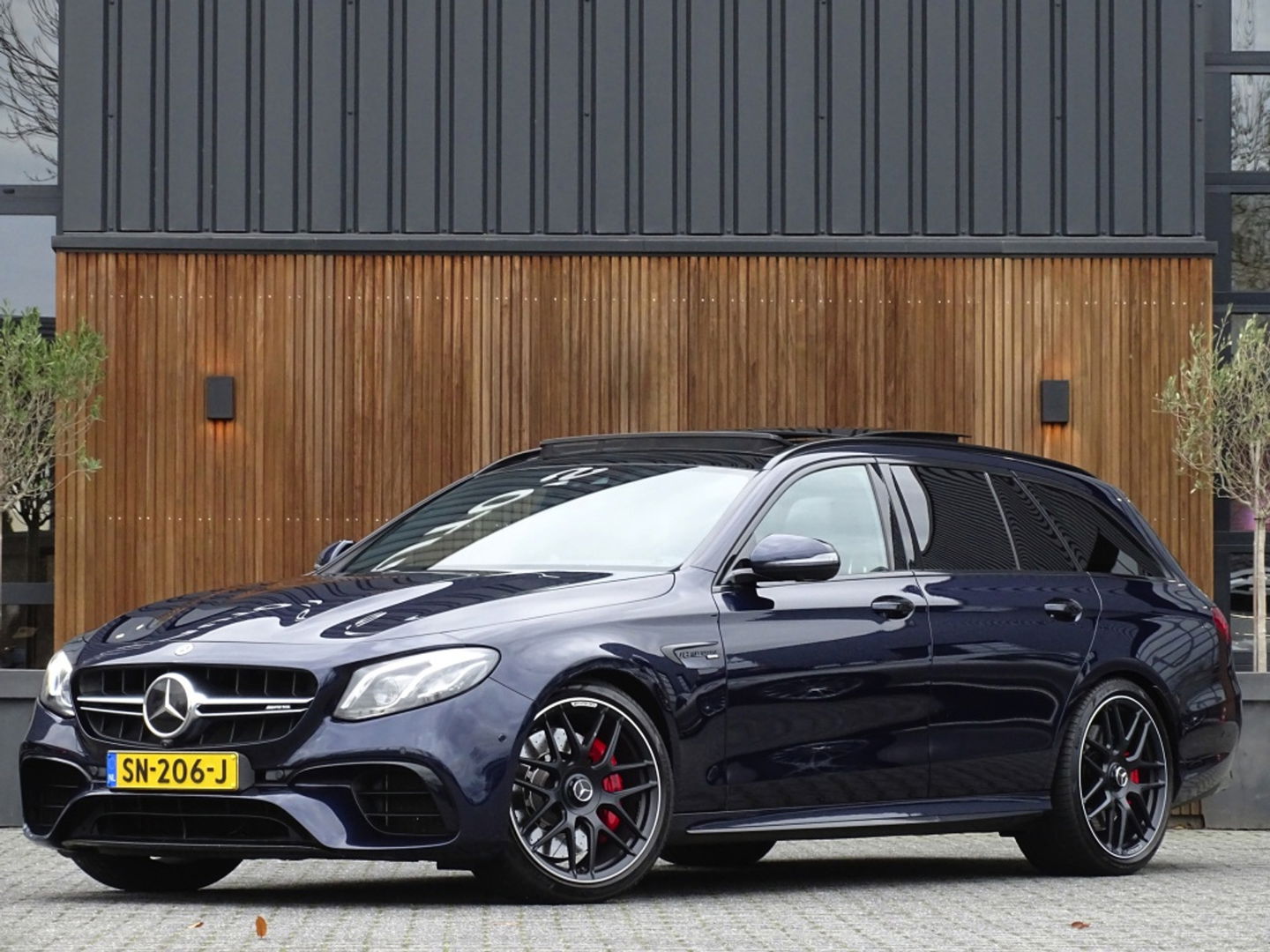 Mercedes-Benz E-Klasse Estate E63s AMG V8 613PK 4-Matic / Carbon / Pano / 360 / Head-Up