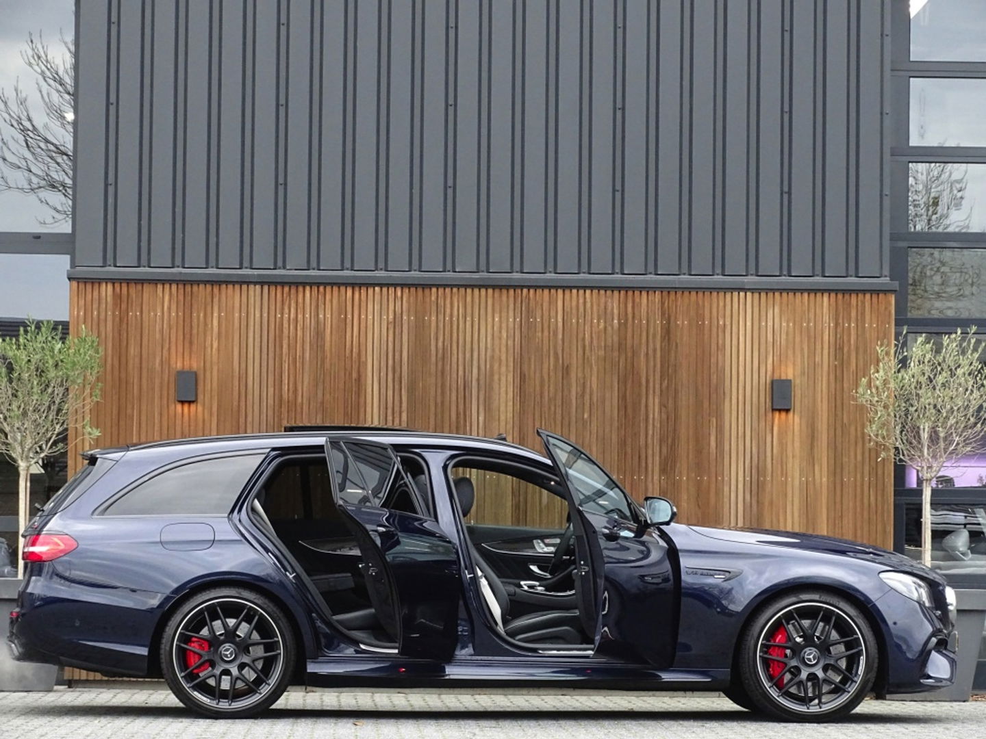 Mercedes-Benz E-Klasse Estate E63s AMG V8 613PK 4-Matic / Carbon / Pano / 360 / Head-Up