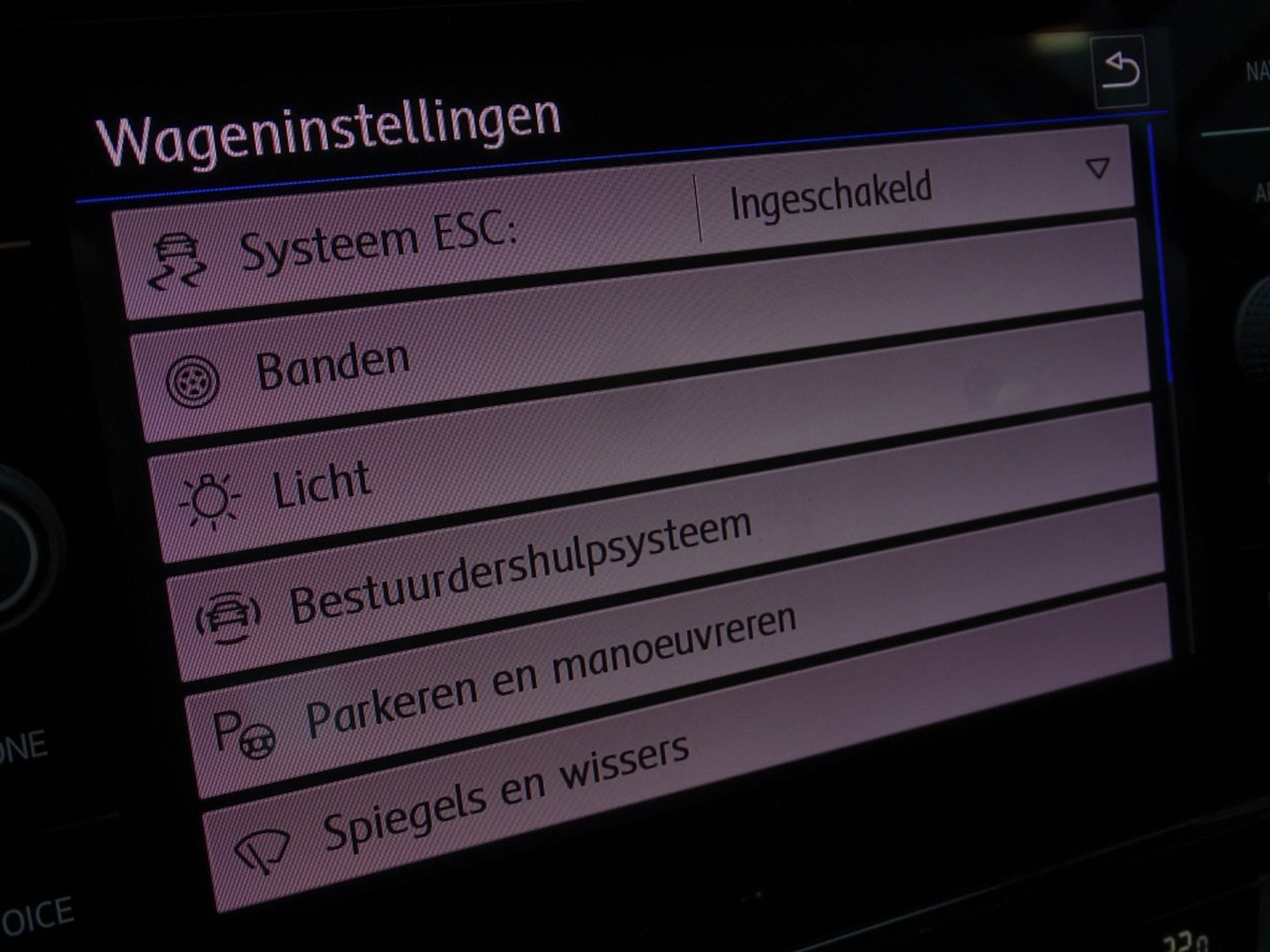 Volkswagen Golf Variant 1.0 TSI 110PK DSG / Highline / R-line / LED *NAP*