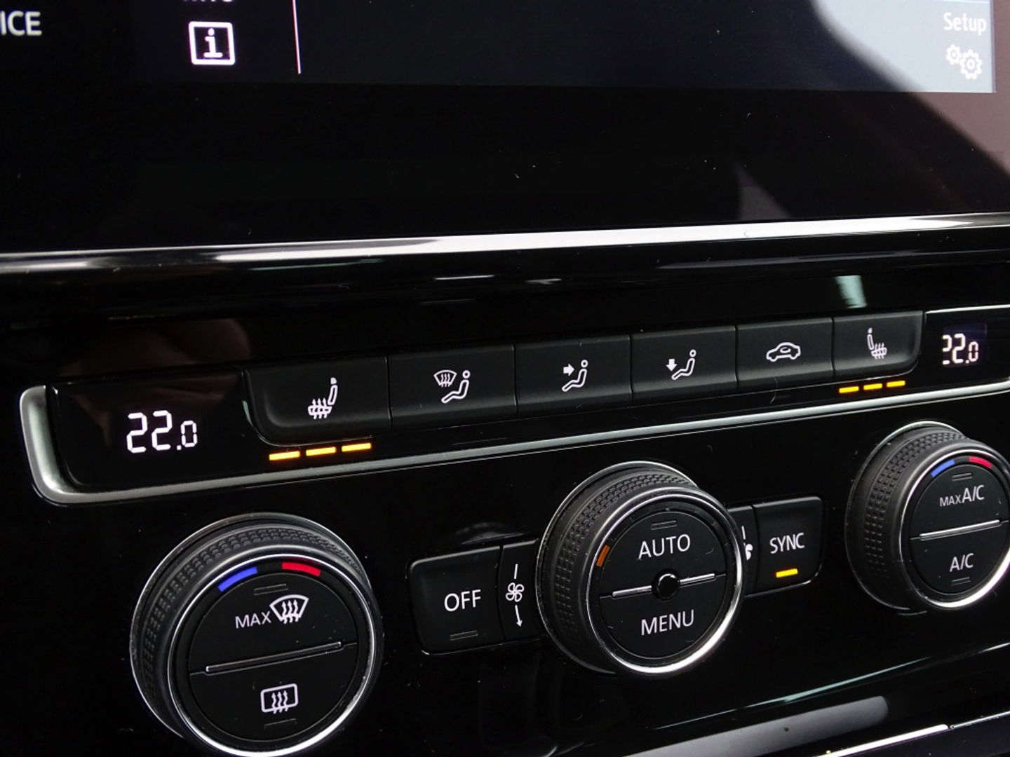 Volkswagen Golf Variant 1.0 TSI 110PK DSG / Highline / R-line / LED *NAP*