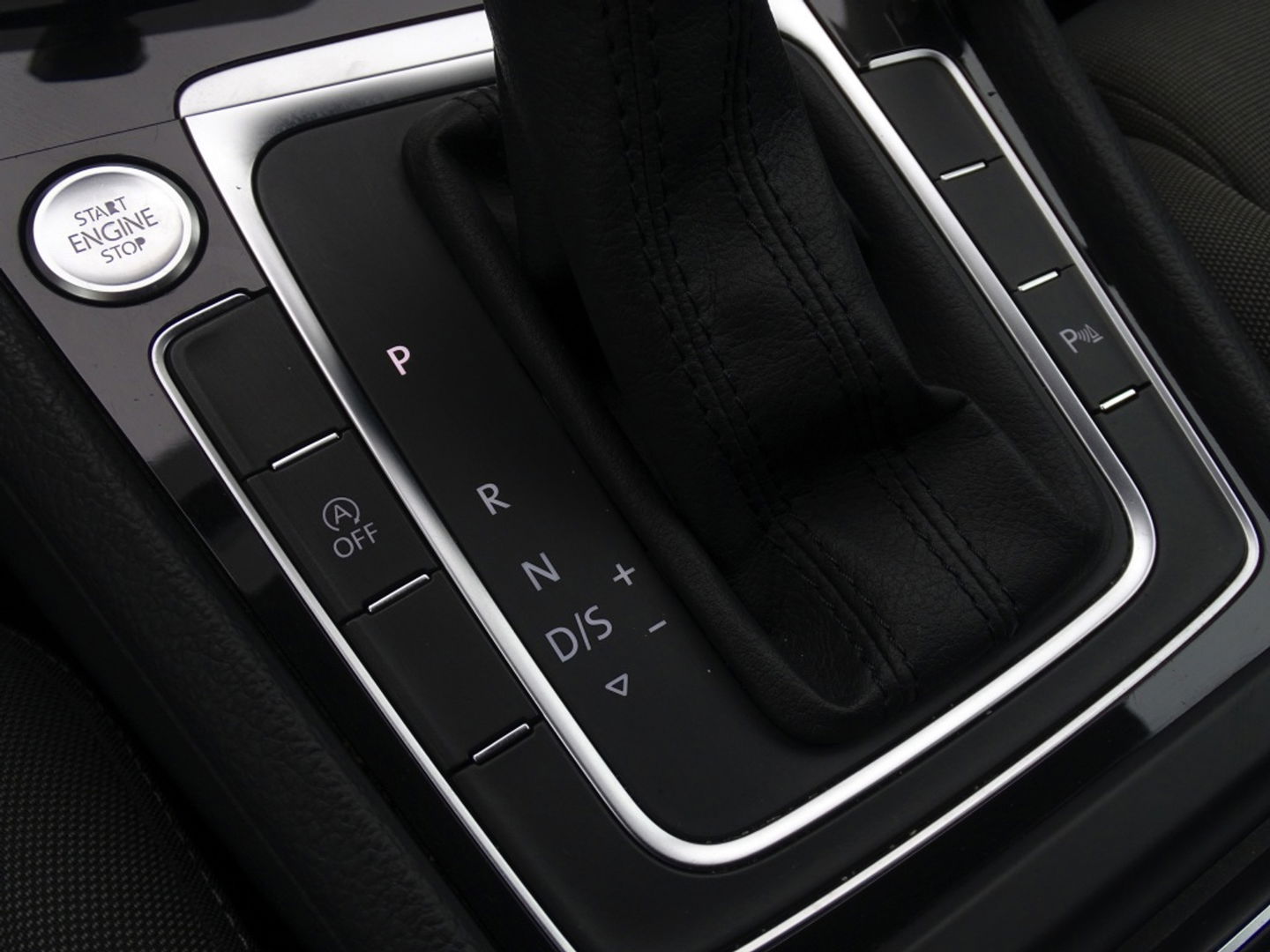 Volkswagen Golf Variant 1.0 TSI 110PK DSG / Highline / R-line / LED *NAP*