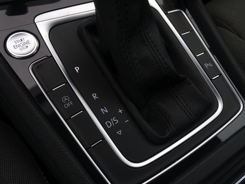 Volkswagen Golf Variant 1.0 TSI 110PK DSG / Highline / R-line / LED *NAP*