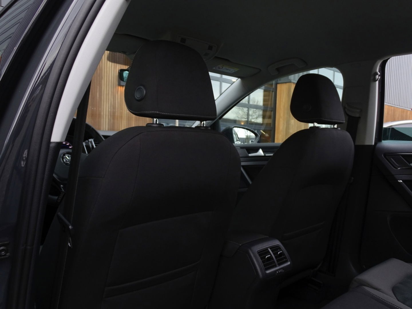 Volkswagen Golf Variant 1.0 TSI 110PK DSG / Highline / R-line / LED *NAP*