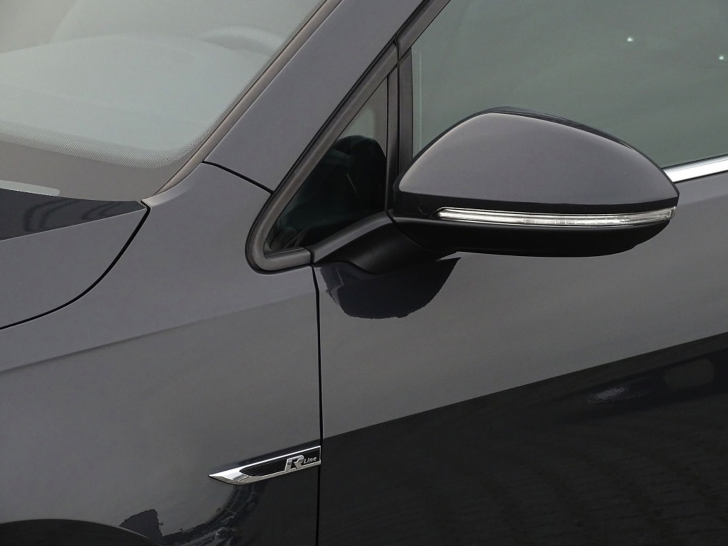 Volkswagen Golf Variant 1.0 TSI 110PK DSG / Highline / R-line / LED *NAP*