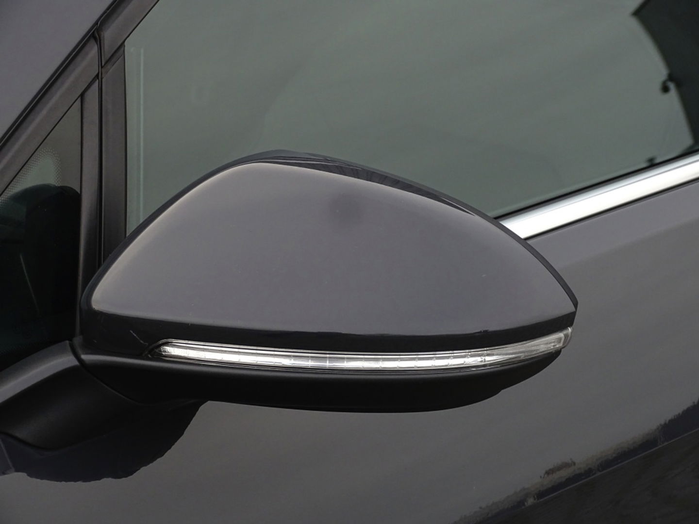 Volkswagen Golf Variant 1.0 TSI 110PK DSG / Highline / R-line / LED *NAP*