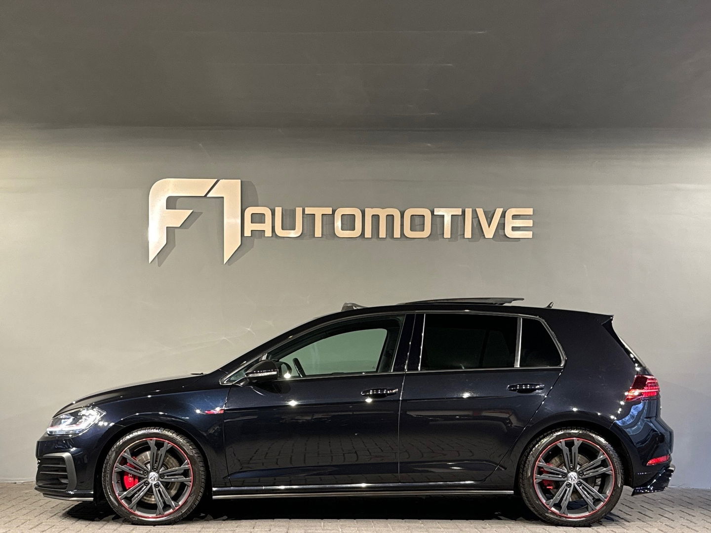 Volkswagen Golf 2.0 TSI GTI Performance Pano|Dyna|DCC|Camera