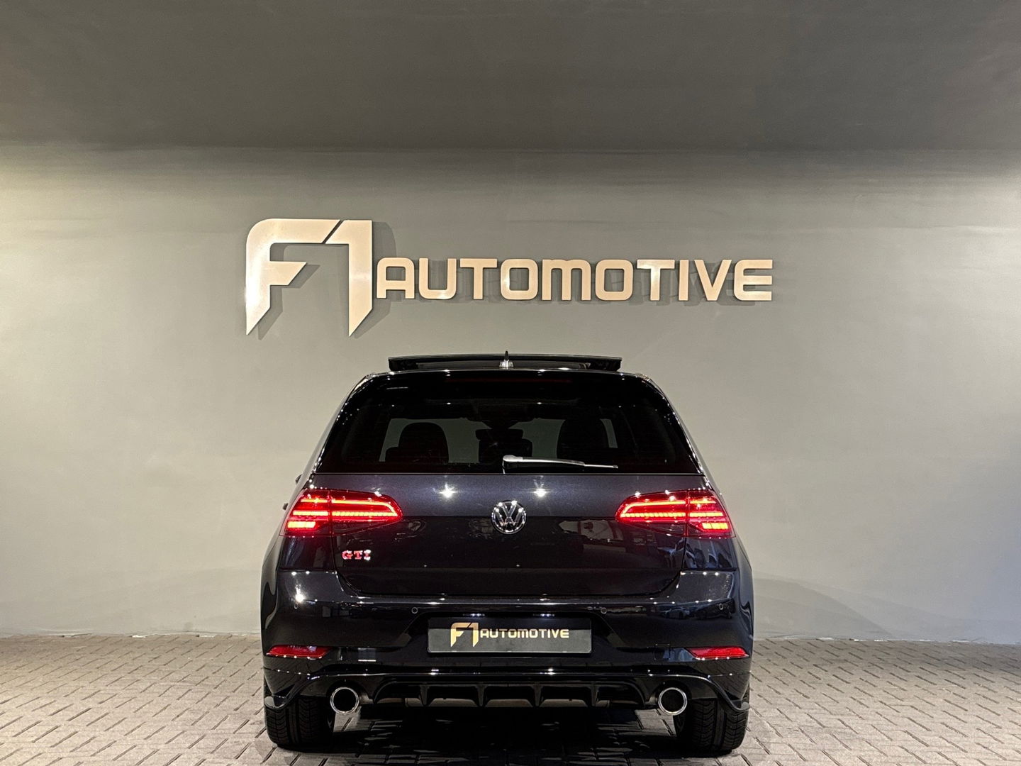 Volkswagen Golf 2.0 TSI GTI Performance Pano|Dyna|DCC|Camera