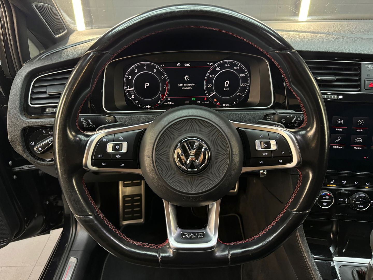 Volkswagen Golf 2.0 TSI GTI Performance Pano|Dyna|DCC|Camera