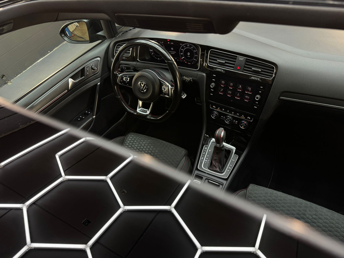 Volkswagen Golf 2.0 TSI GTI Performance Pano|Dyna|DCC|Camera