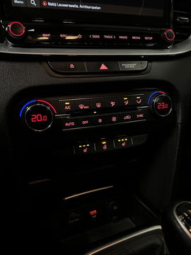 Kia Ceed Sportswagon 1.4 T-GDi 140PK DynamicPlusLine Trekhaa