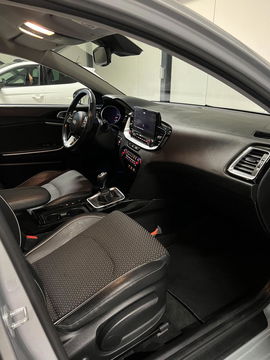 Kia Ceed Sportswagon 1.4 T-GDi 140PK DynamicPlusLine Trekhaa