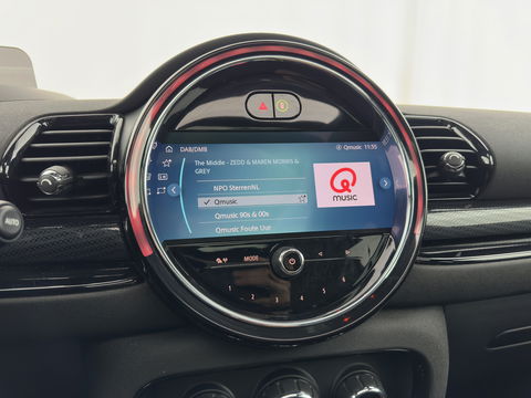 MINI Clubman 2.0 Cooper S ALL4 Premier Plus JCW (INCL-BTW) Aut * PANO | LUXURY-LEATHER | FULL-LED | HEATED-SPORTSEATS | DIGI-COCKPIT | AMBIENT-LIGHT | PRIVACY-GLASS | HEAD-UP | PDC | CAMERA | DAB  | KEYLESS | TOWBAR | 18"ALU*