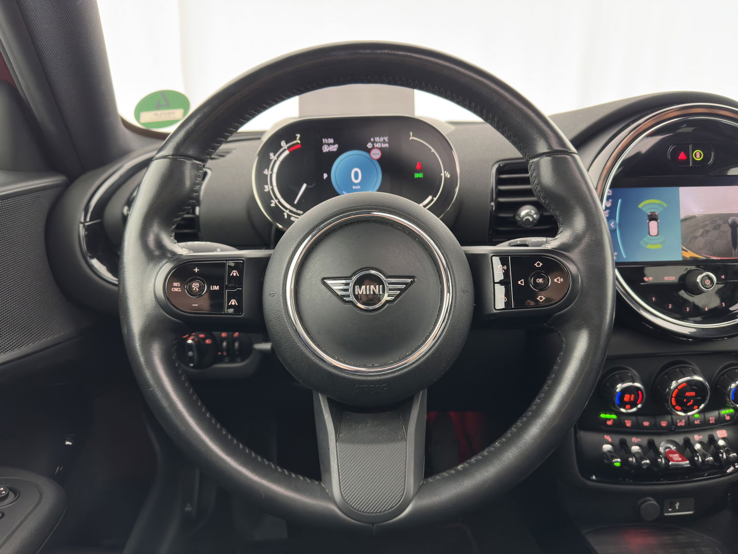 MINI Clubman 2.0 Cooper S ALL4 Premier Plus JCW (INCL-BTW) Aut * PANO | LUXURY-LEATHER | FULL-LED | HEATED-SPORTSEATS | DIGI-COCKPIT | AMBIENT-LIGHT | PRIVACY-GLASS | HEAD-UP | PDC | CAMERA | DAB  | KEYLESS | TOWBAR | 18"ALU*