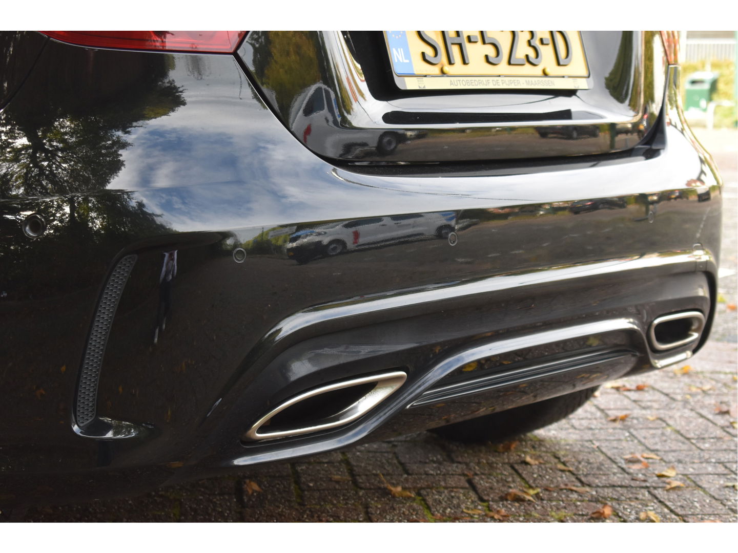 Mercedes-Benz A-Klasse 180 Sport Edition AMG | NL-auto | Pano.dak | Carplay | Camera | Sfeerverl | Navi | Cruise Control | 4Seasons | NAP