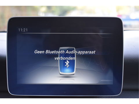 Mercedes-Benz A-Klasse 180 Sport Edition AMG | NL-auto | Pano.dak | Carplay | Camera | Sfeerverl | Navi | Cruise Control | 4Seasons | NAP