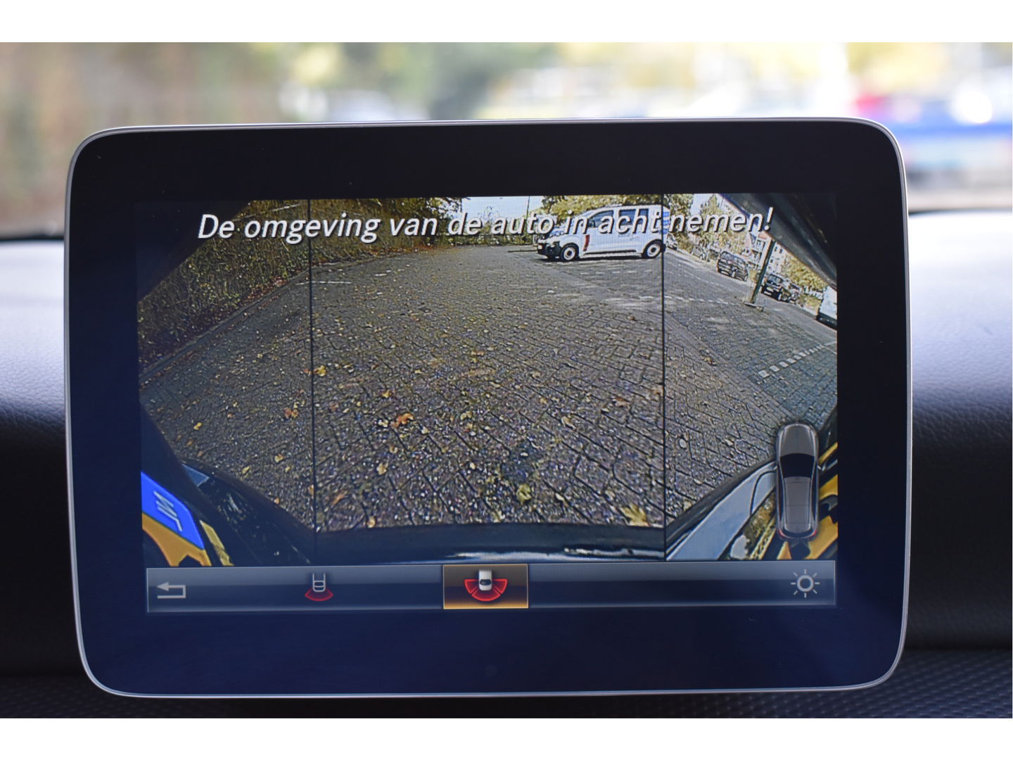 Mercedes-Benz A-Klasse 180 Sport Edition AMG | NL-auto | Pano.dak | Carplay | Camera | Sfeerverl | Navi | Cruise Control | 4Seasons | NAP