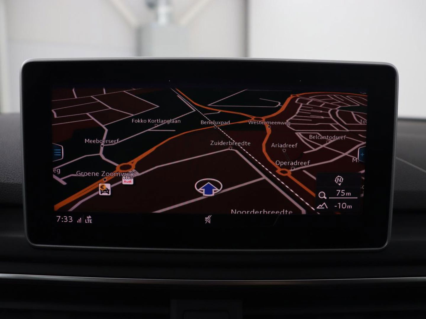 Audi A4 40 TFSI Sport S Line Black Edition | Stoelverwarming | Adaptive cruise | Keyless | Virtual Cockpit | Carplay | Half leder | Navigatie | Full LED | 19'' | Sportstoelen | Sfeerverlichting