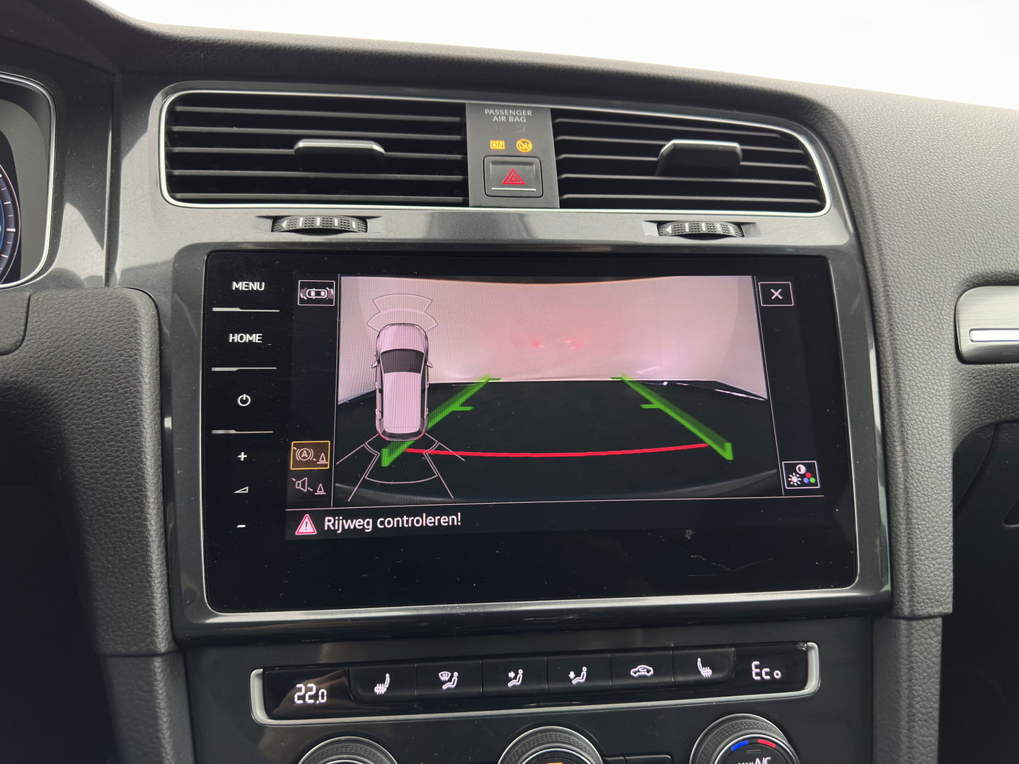 Volkswagen e-Golf (SOH-100%) Aut.* LUXURY-LEATHER | FULL-LED | NAVI-FULLMAP | CAMERA | HEATED-SPORTSEATS | ECC | PDC | CARPLAY | CRUISE | PRIVACY-GLASS | DIGI-COCKPIT | AMBIENT-LIGHT | CCS-FASTLOADER | 19''ALU*