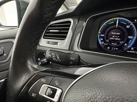 Volkswagen E-Golf {SOH-100%) Aut.* LUXURY-LEATHER | FULL-LED | NAVI-FULLMAP | CAMERA | HEATED-SPORTSEATS | ECC | PDC | CARPLAY | CRUISE | PRIVACY-GLASS | DIGI-COCKPIT | AMBIENT-LIGHT | CCS-FASTLOADER | 19''ALU*