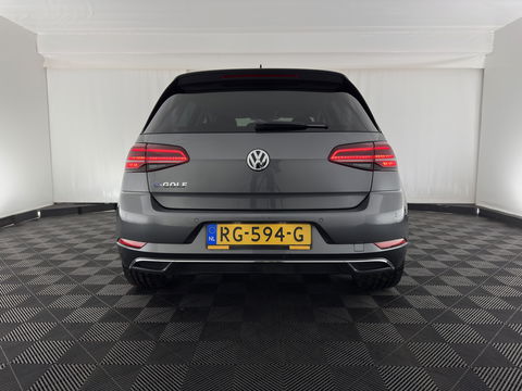 Volkswagen E-Golf {SOH-100%) Aut.* LUXURY-LEATHER | FULL-LED | NAVI-FULLMAP | CAMERA | HEATED-SPORTSEATS | ECC | PDC | CARPLAY | CRUISE | PRIVACY-GLASS | DIGI-COCKPIT | AMBIENT-LIGHT | CCS-FASTLOADER | 19''ALU*