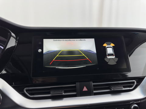 Kia e-Niro ExecutiveLine 64 kWh (3-Fase) {SOH-100%) (INCL-BTW)  Aut *HEATPUMP | LUXURY-LEATHER | FULL-LED | NAVI-FULLMAP | ADAPTIVE-CRUISE | CAMERA | MEMORY-PACK | LANE-ASSIST | KEYLESS | DIGI-COCKPIT | PRIVACY-GLASS | AMBIENT-LIGHT | 17"ALU*