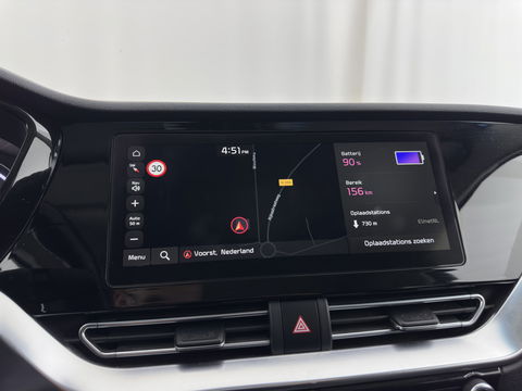 Kia e-Niro ExecutiveLine 64 kWh (3-Fase) {SOH-100%) (INCL-BTW)  Aut *HEATPUMP | LUXURY-LEATHER | FULL-LED | NAVI-FULLMAP | ADAPTIVE-CRUISE | CAMERA | MEMORY-PACK | LANE-ASSIST | KEYLESS | DIGI-COCKPIT | PRIVACY-GLASS | AMBIENT-LIGHT | 17"ALU*