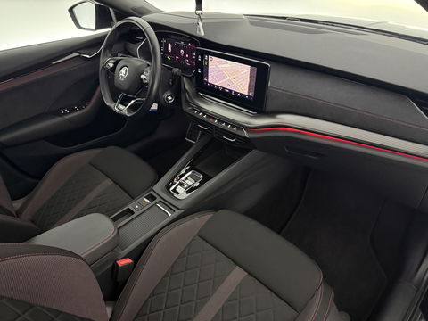 Škoda Octavia Combi VRS iV 1.4 eTsi 245PK | SOH 93% | Pano | HuD | Sfeer | Stoel/Stuur verw. | Virtual | Adap. Cruise | Carplay | Camera | Canton Audio