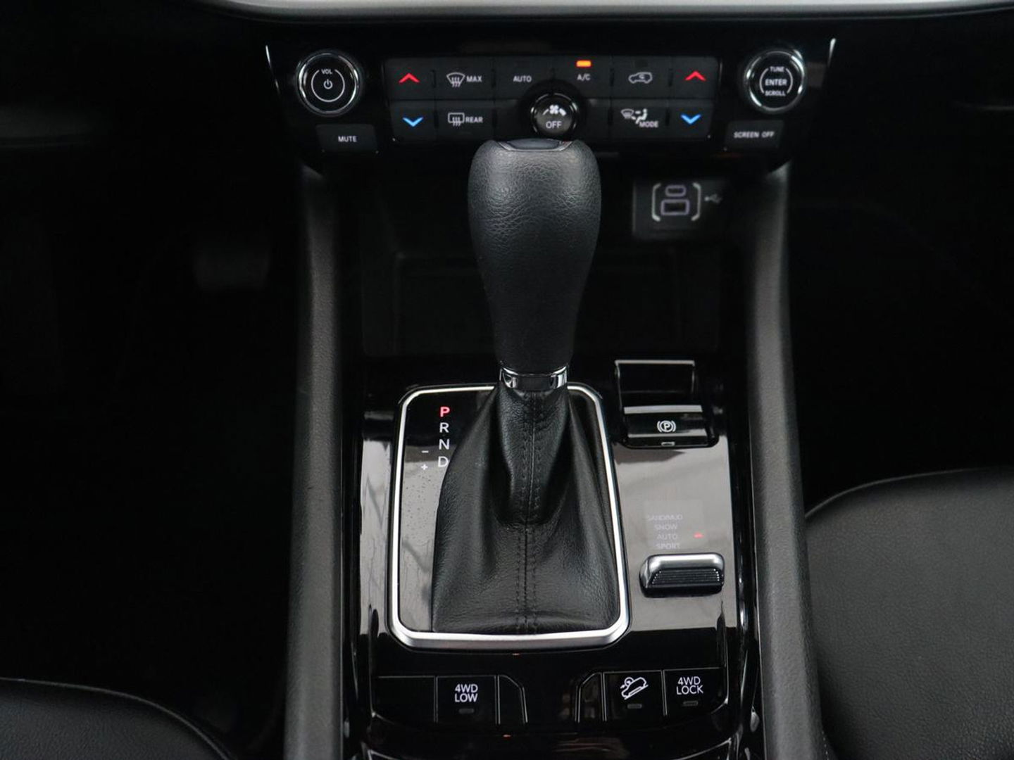 Jeep Compass 4xe 240 Plug-in Hybrid 80th Anniversary | 360 Camera | Adaptive cruise | Full LED | Carplay | Keyless | Navigatie | Park Assist | Climate control